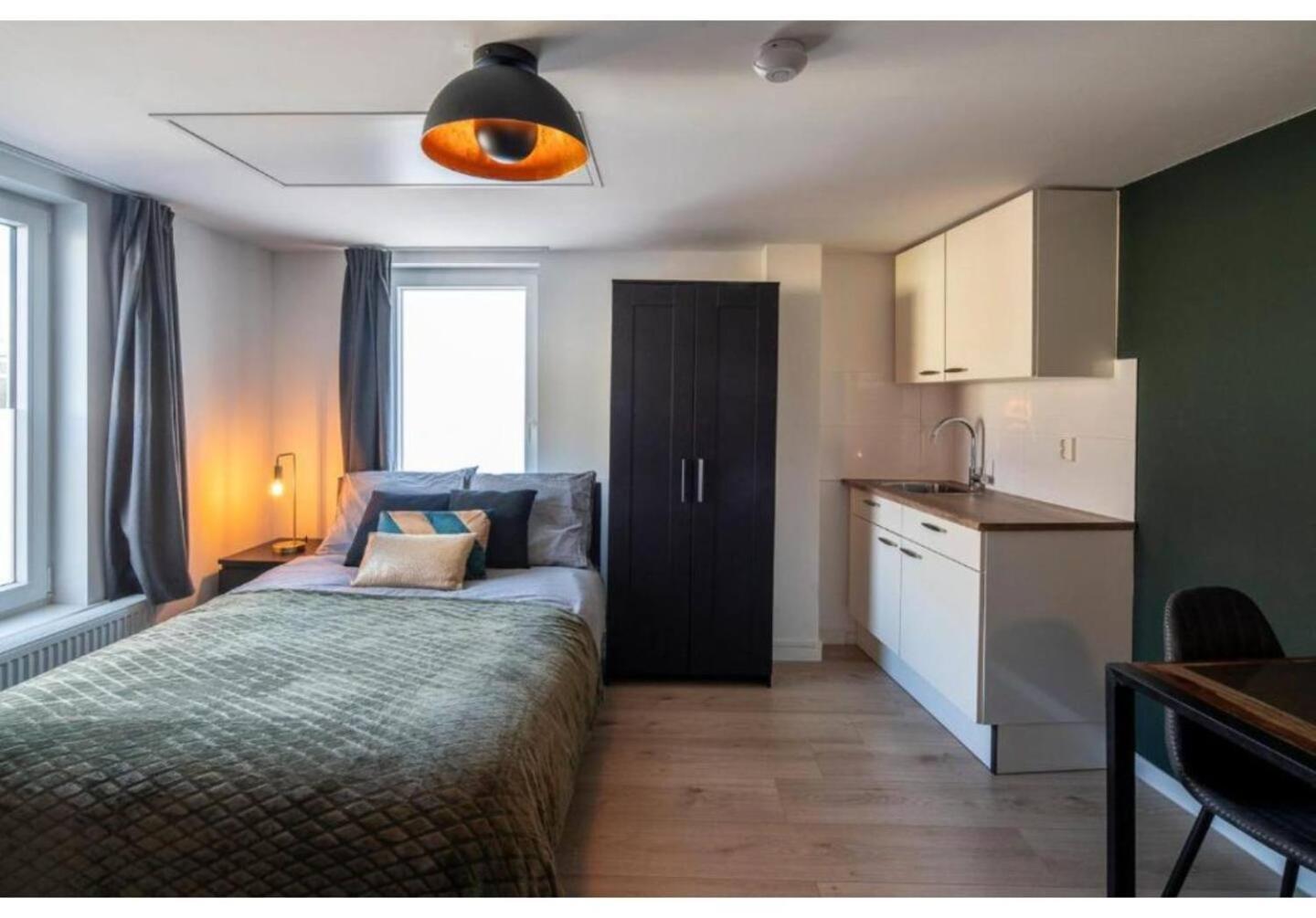 B&K Urban City Suites Tilburg Eksteriør billede