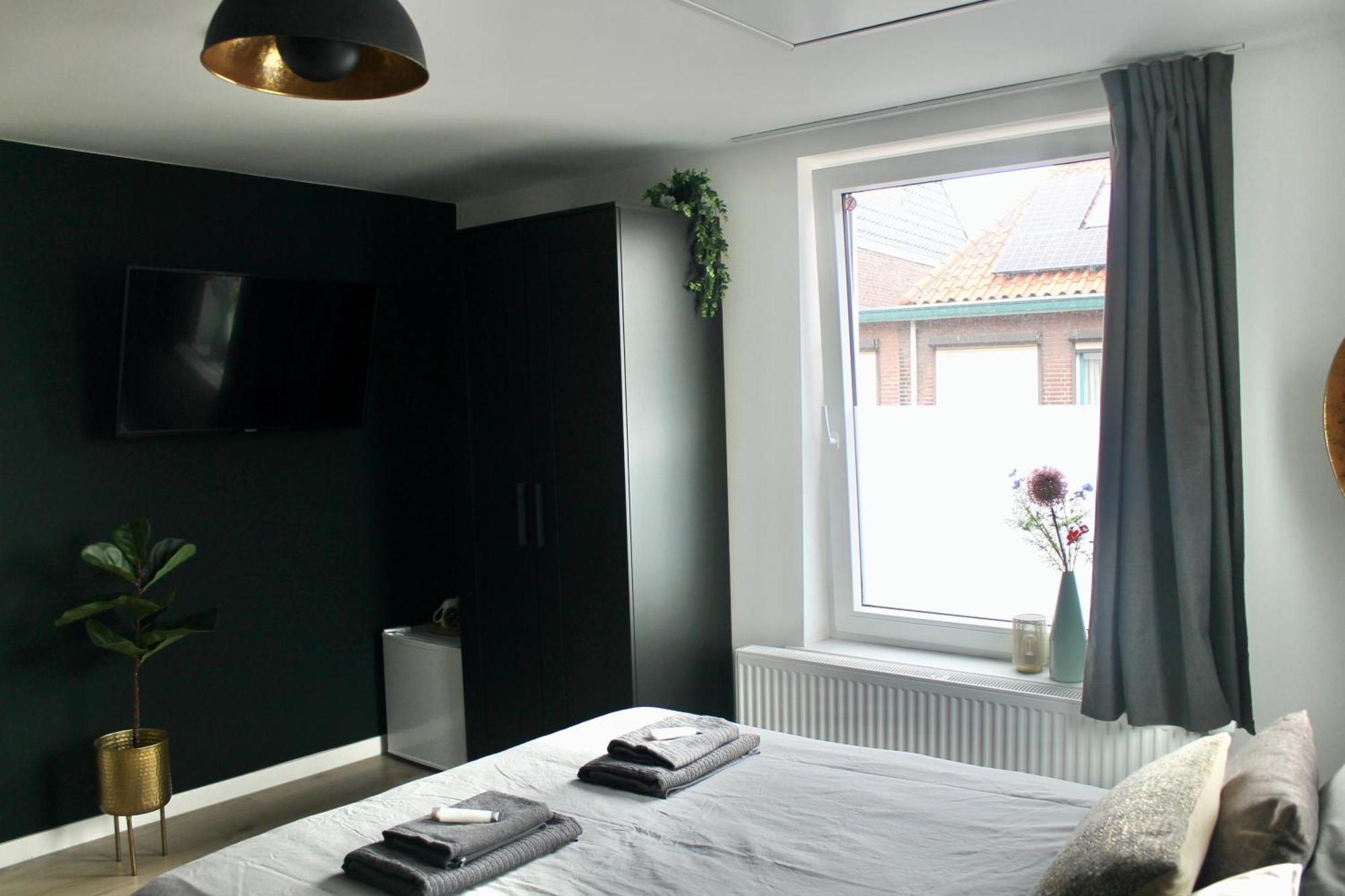 B&K Urban City Suites Tilburg Eksteriør billede
