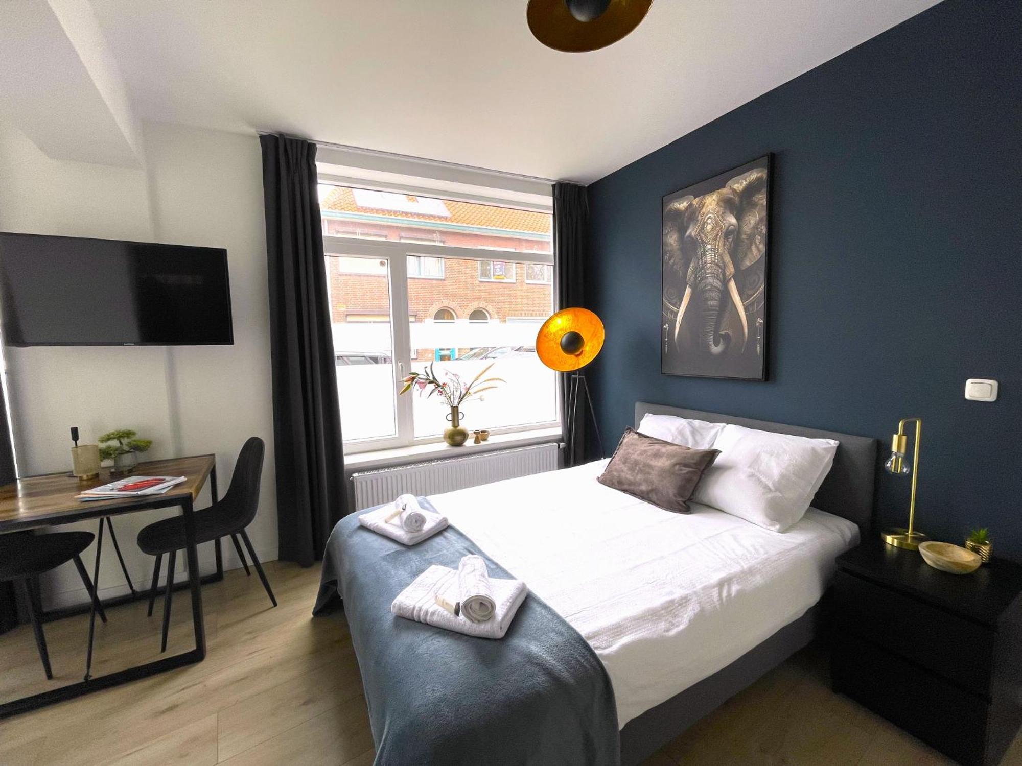 B&K Urban City Suites Tilburg Eksteriør billede
