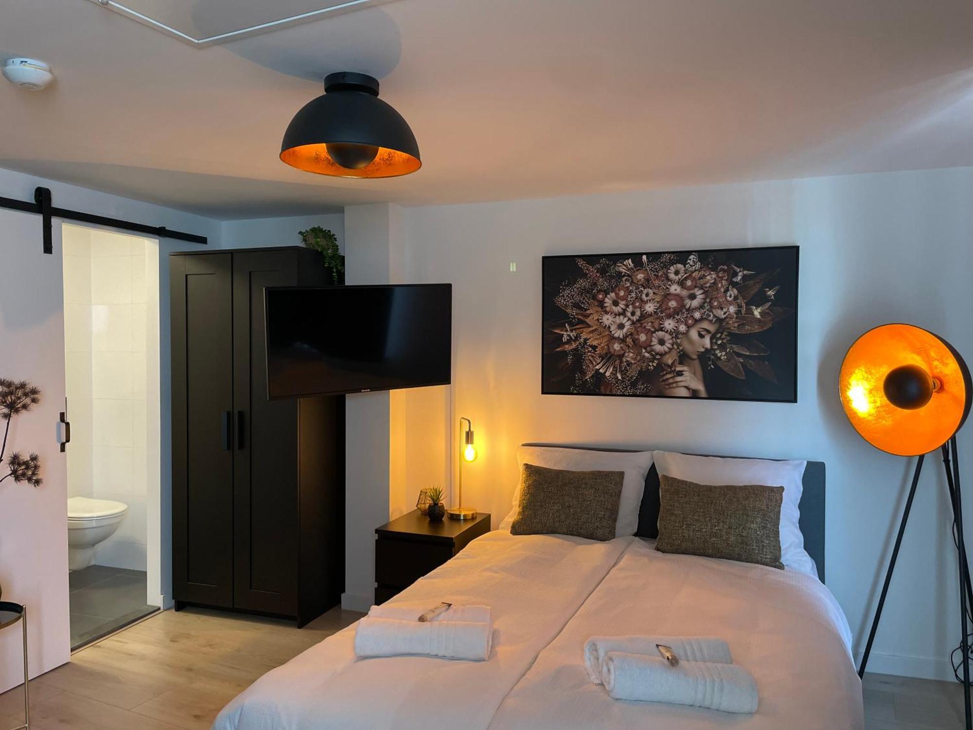 B&K Urban City Suites Tilburg Eksteriør billede
