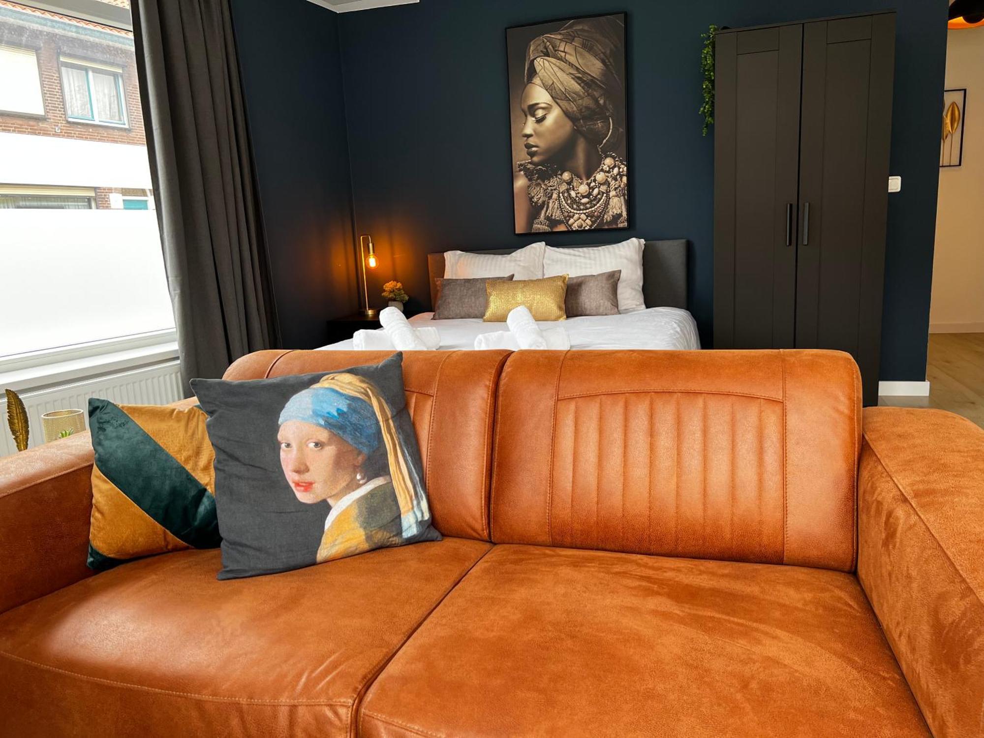 B&K Urban City Suites Tilburg Eksteriør billede