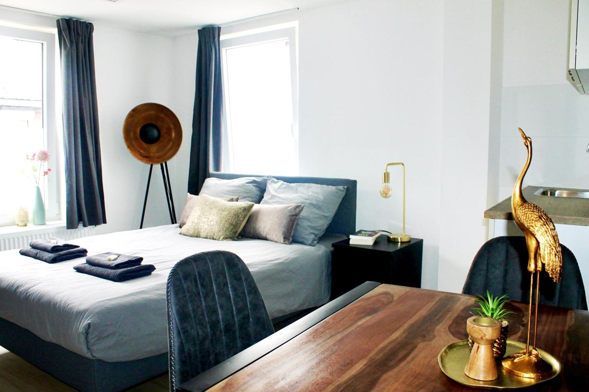 B&K Urban City Suites Tilburg Eksteriør billede