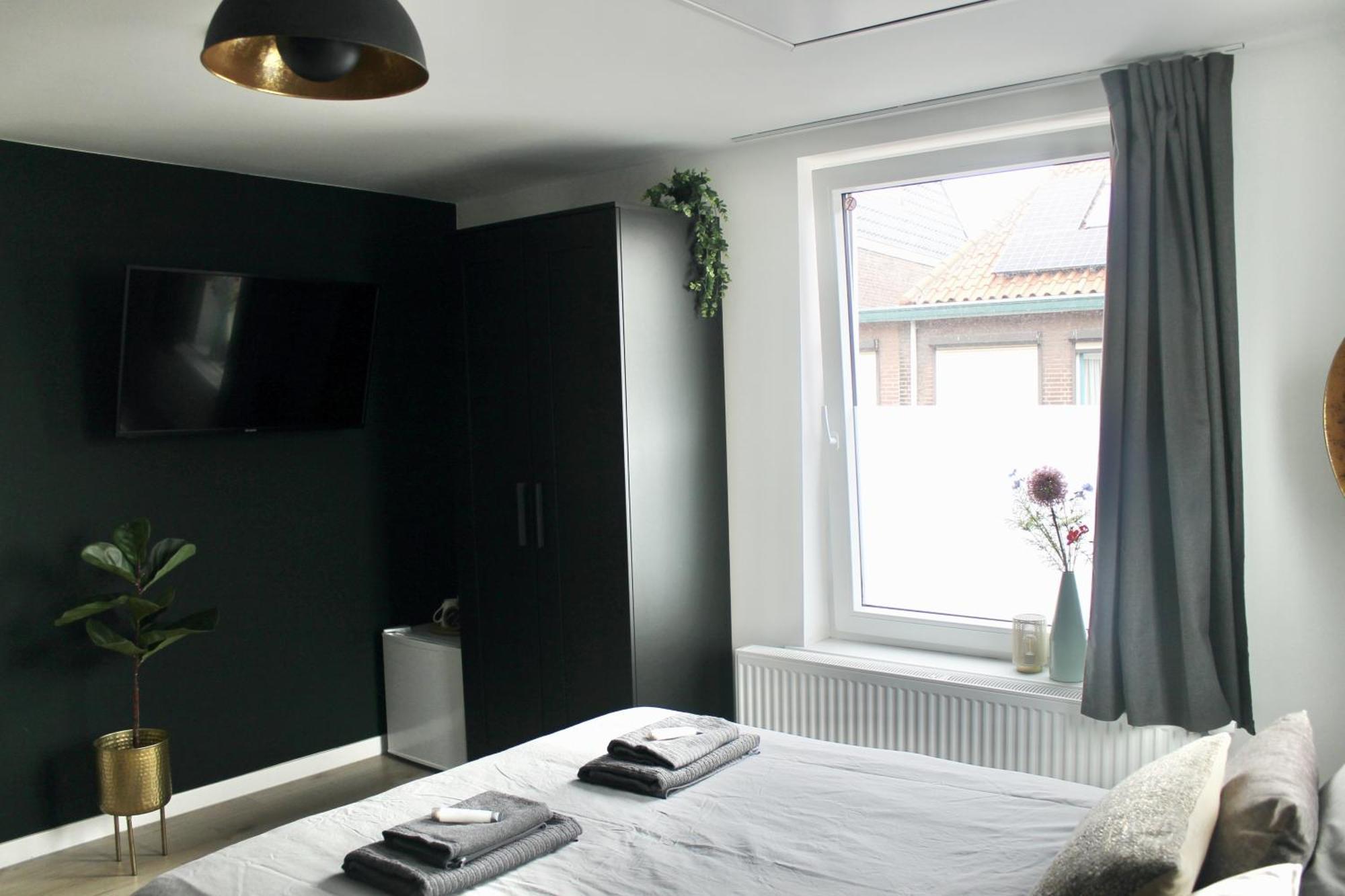 B&K Urban City Suites Tilburg Eksteriør billede